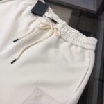 Prada shorts - Image 4