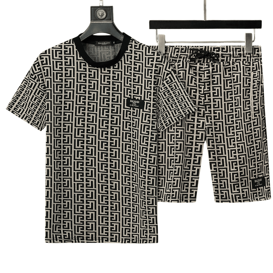 LIVIAN FUNDOS - 2025-09-22T161527.014 Balmain short set - Image 1